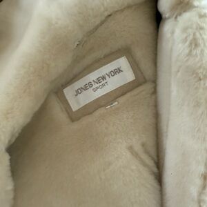 Jones New York Women's Cream Jacket